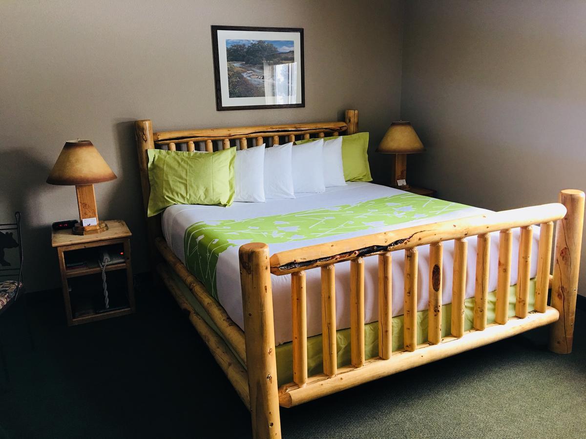 Boulder Creek Inn Donnelly Ngoại thất bức ảnh