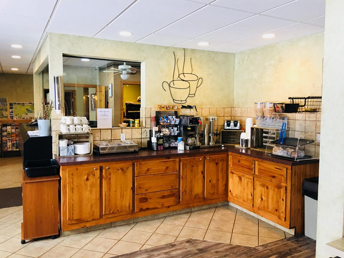 Boulder Creek Inn Donnelly Ngoại thất bức ảnh