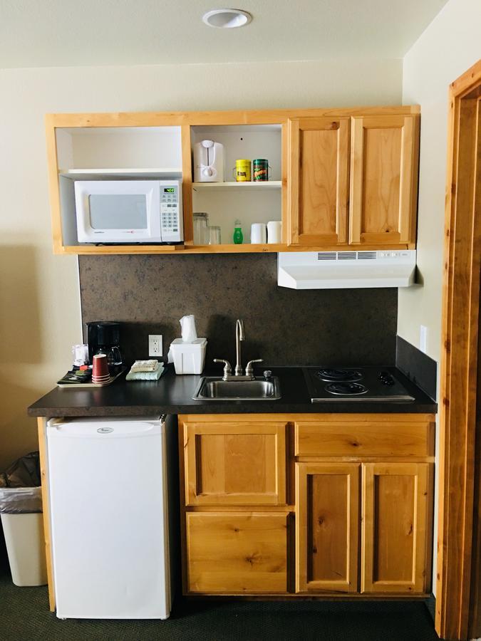 Boulder Creek Inn Donnelly Ngoại thất bức ảnh