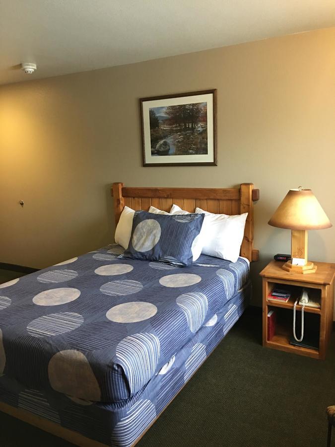 Boulder Creek Inn Donnelly Ngoại thất bức ảnh