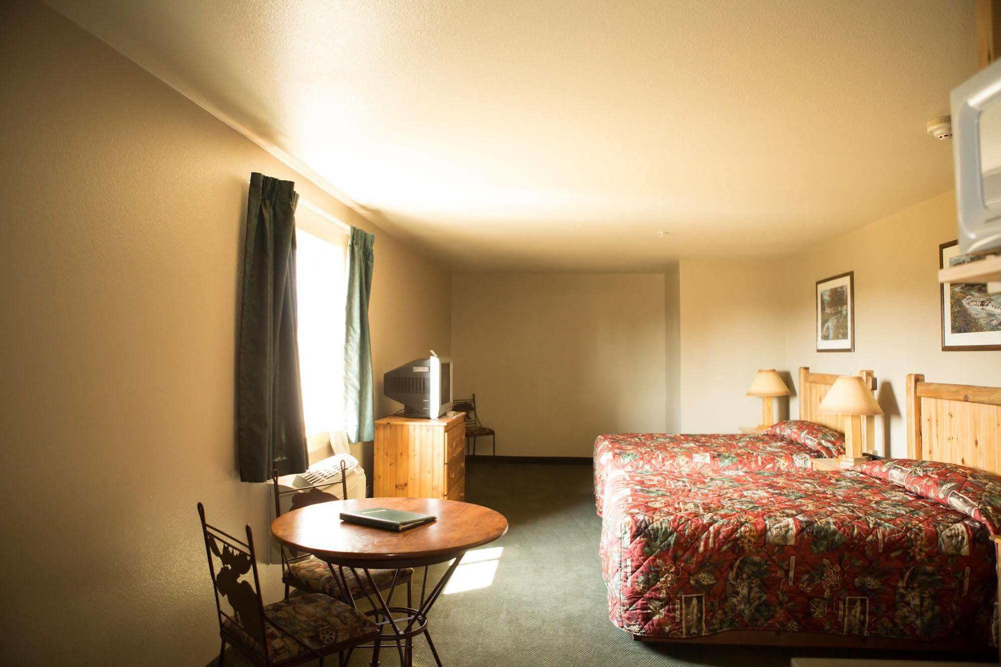 Boulder Creek Inn Donnelly Ngoại thất bức ảnh