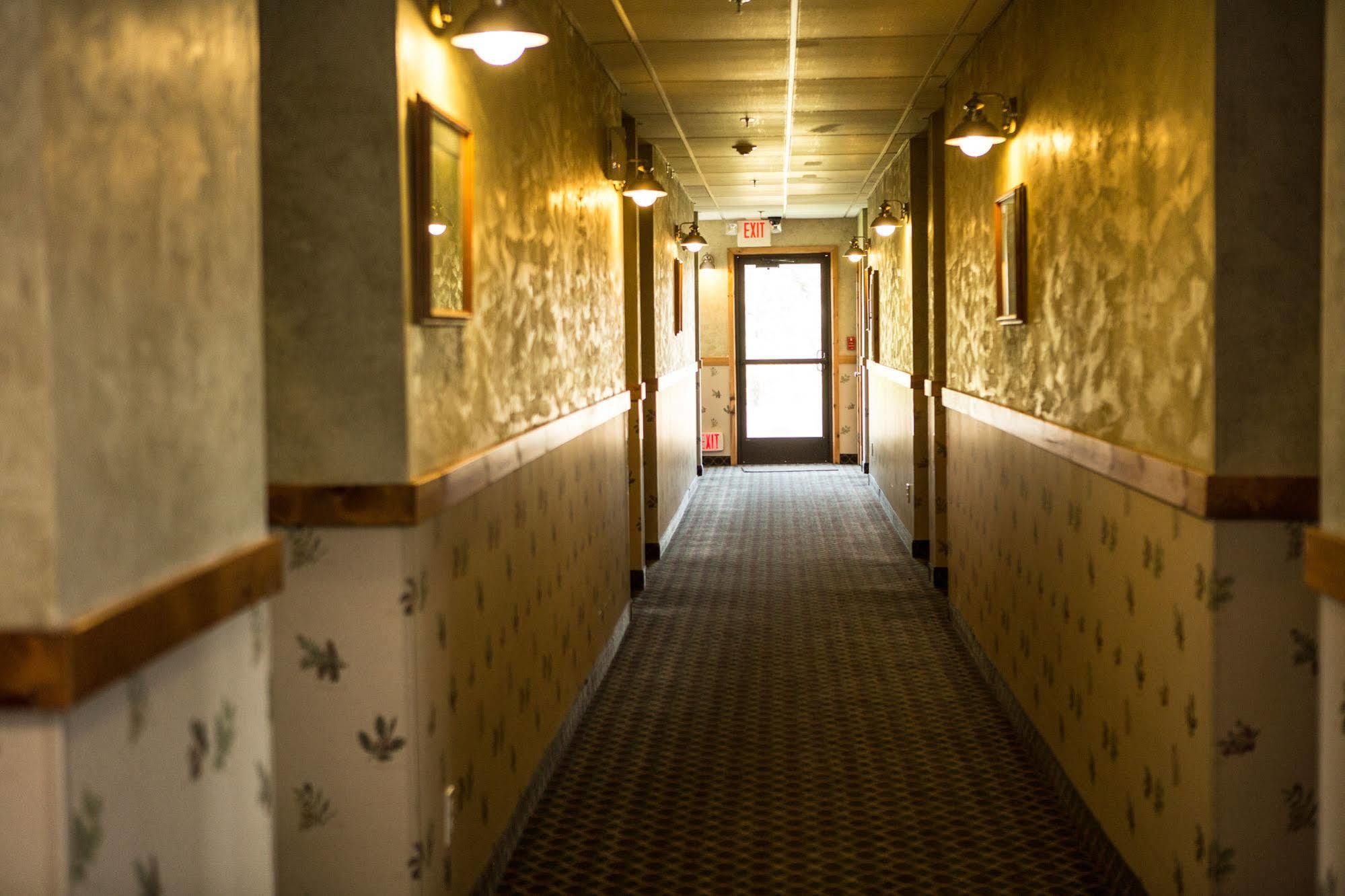 Boulder Creek Inn Donnelly Ngoại thất bức ảnh